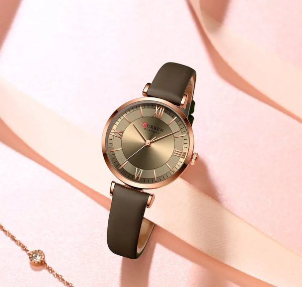 CURREN 9079 Quartz Leather Watch For Women's