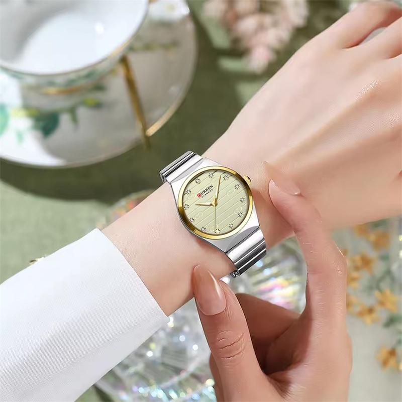Curren 9110 Luxury Women Watch - Image 4